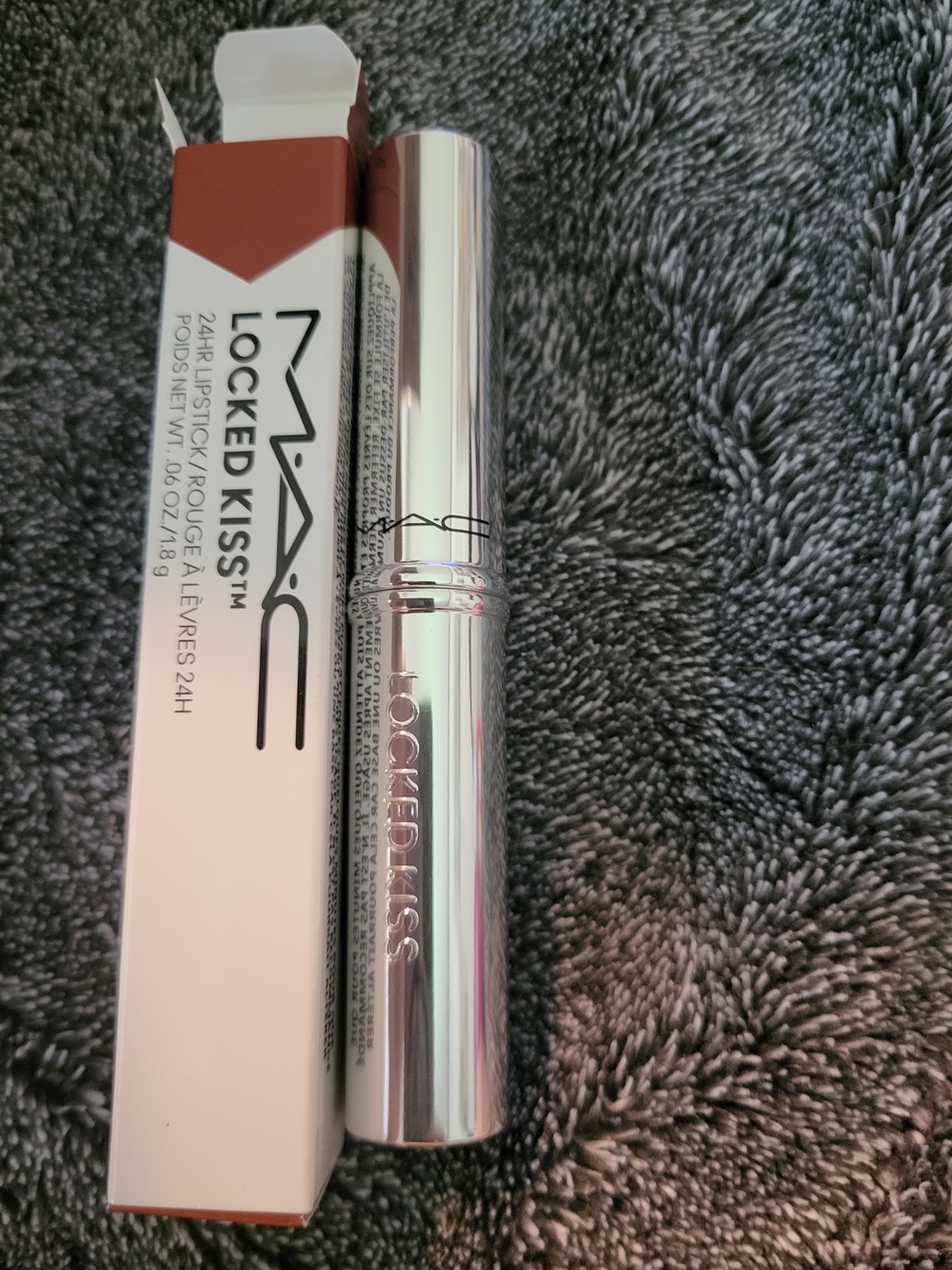 MAC Cosmetics Locked Kiss Lipstick Silver Packaging
